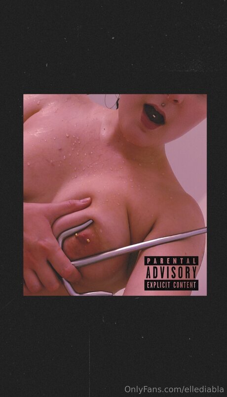 Ellediabla セックス女優 写真