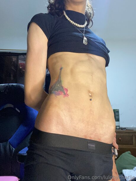 Lulobycharlie ポルノスター 写真