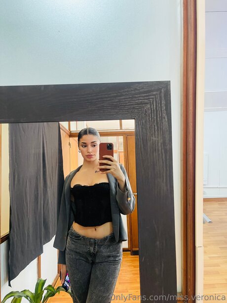 騎乗位熟女OnlyFans HD 画像