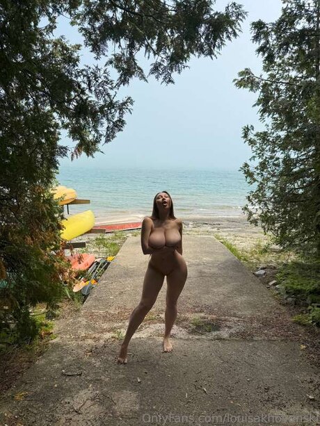 義母オンリーファンズ ヌード 写真