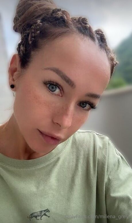 Milena Grey アートポルノスター 画像