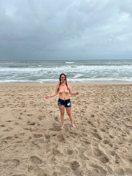 Softgothglitter アダルト女優 写真