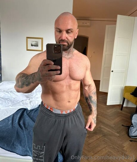 Heavyduty1 ポルノスター xxx 写真