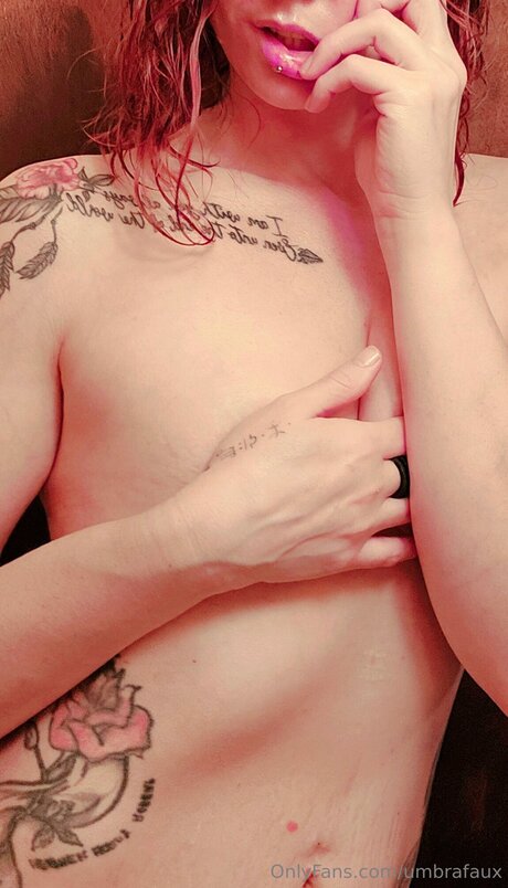 赤毛のソロOnlyFans 無料 写真