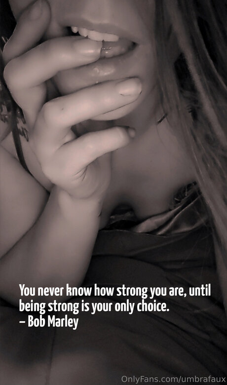 セクシーなドレスOnlyFans 美しいポルノ 写真