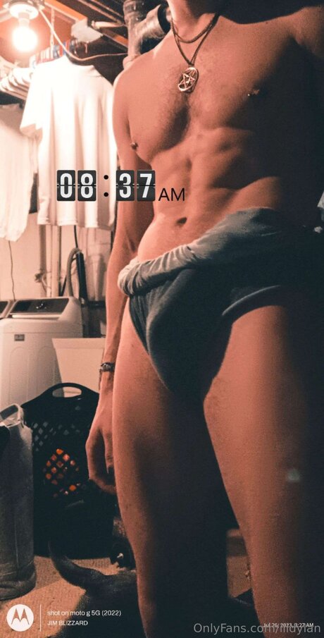 Illdylan ポルノスター セクシー 写真