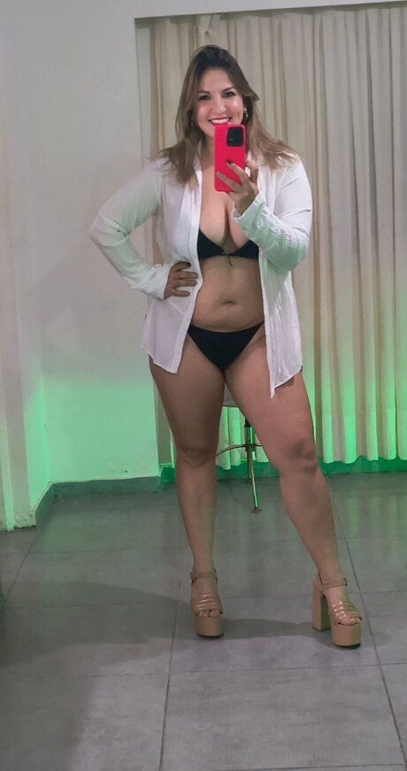 Badbitch1199 美しい女優 写真