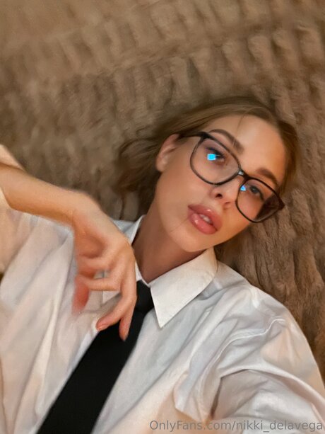 Nikki Delavega 無料スター 写真