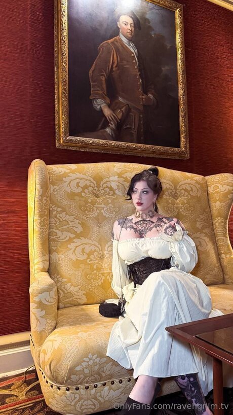 Ravengriim Tv 美しいモデル 画像