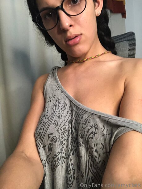 Amyclark 可愛いモデル 画像