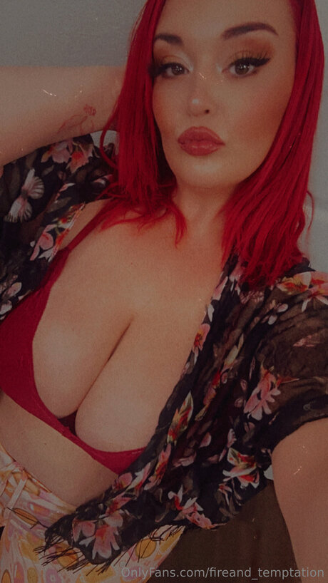 ジムガールズオンリーファンズ セクシーヌード 写真