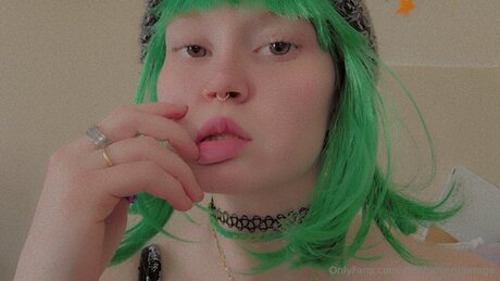 Stephanienlgeorge ポルノモデル ギャラリー