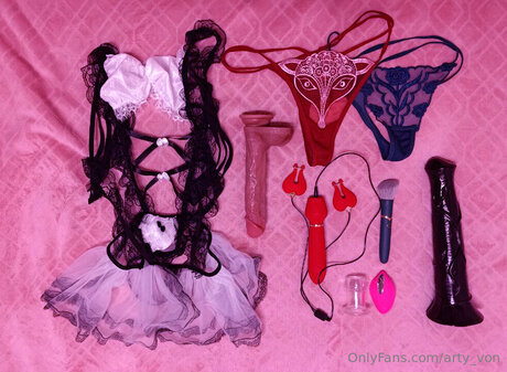 Arty Von 最高のスター 写真