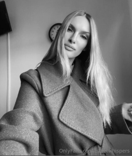 Balletwhispers トップポルノスター 写真