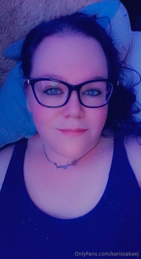 Karissakaej エロティックなスター 写真