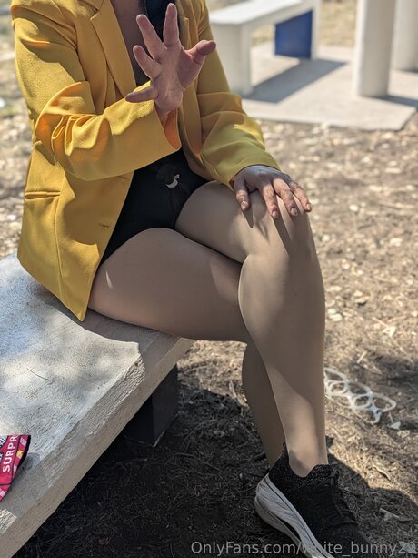 ティーン乱交OnlyFans 無料 写真