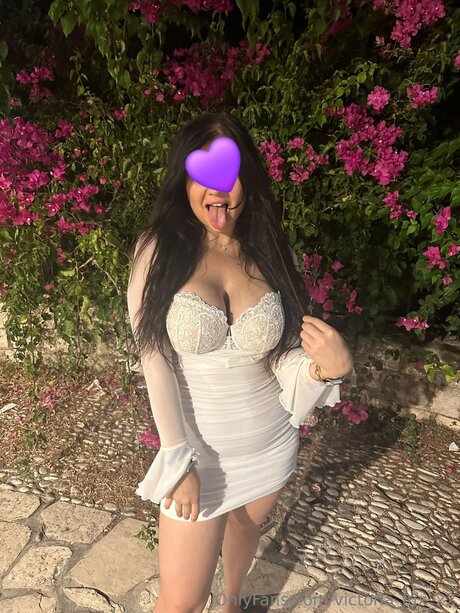 Victoria Lux 22 ポルノスター ホット 写真