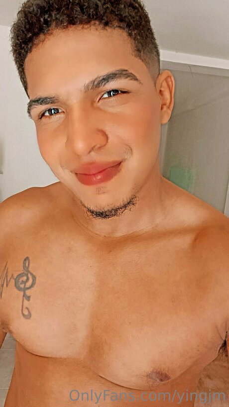 BBC売春婦OnlyFans ホット裸 画像