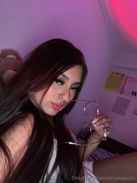Aryalopezx 完璧な女優 写真