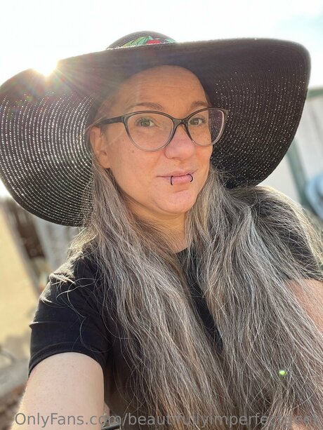 Beautifullyimperfectgeek アートスター 画像