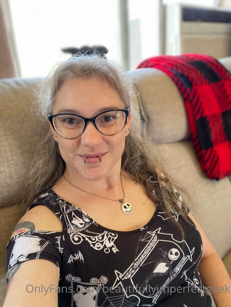 Beautifullyimperfectgeek 完璧なモデル 画像