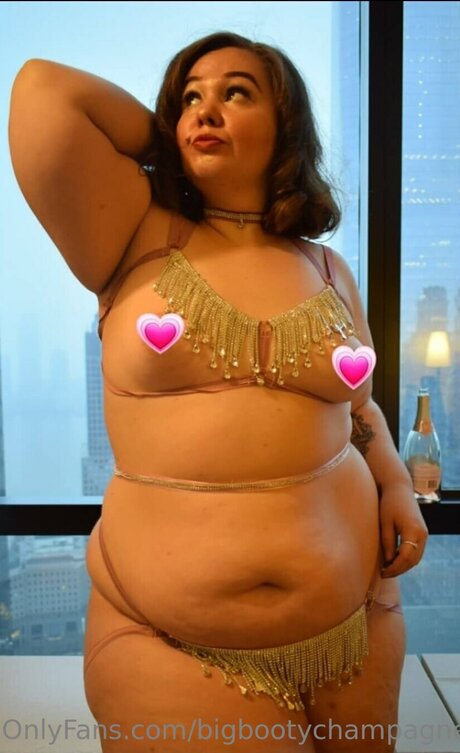 裸ヌードOnlyFans 可愛い 写真