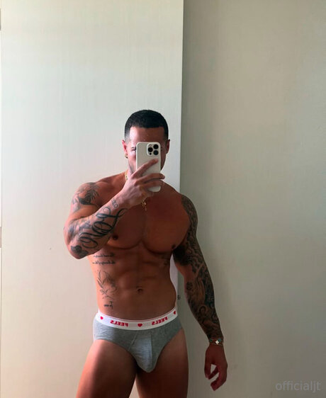 ブラックマジックオンリーファンズ アートxxx 写真