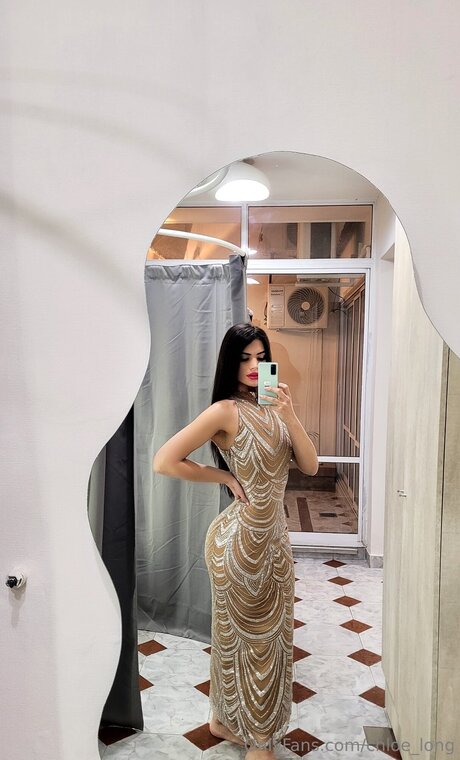 Chloe Long ポルノモデル 写真