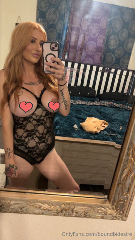 足フェチオンリーファンズ セクシーヌード 写真