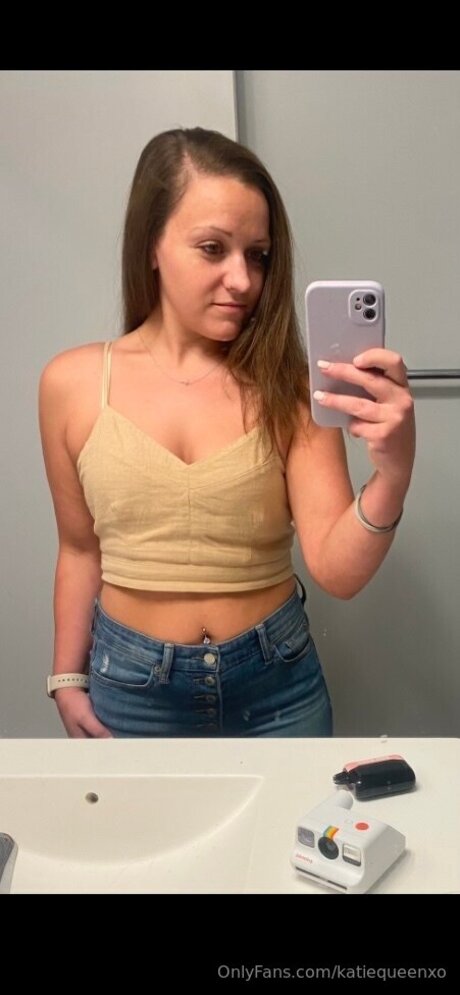 熟女クーガーオンリーファンズ パーフェクト 画像