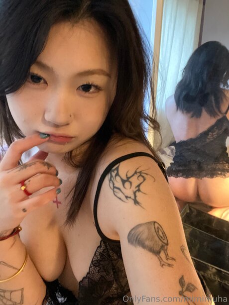 Mimimuha 無料女優 写真