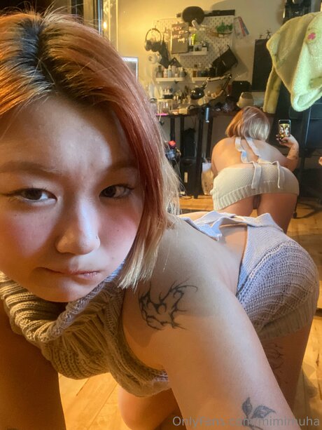 Mimimuha セクシーなポルノスター 写真