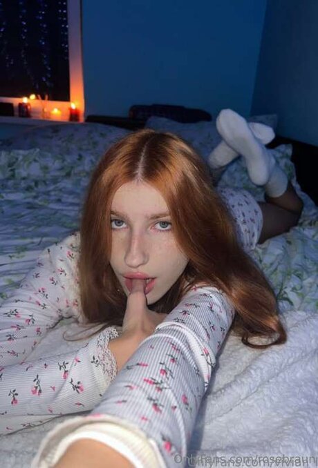 Rosebraun 独占女優 画像