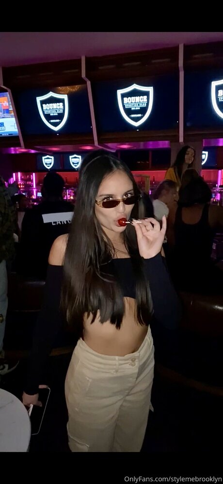 Stylemebrooklyn 裸のモデル 写真