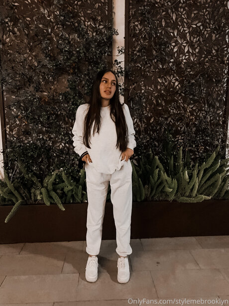 Stylemebrooklyn エロティックモデル 写真