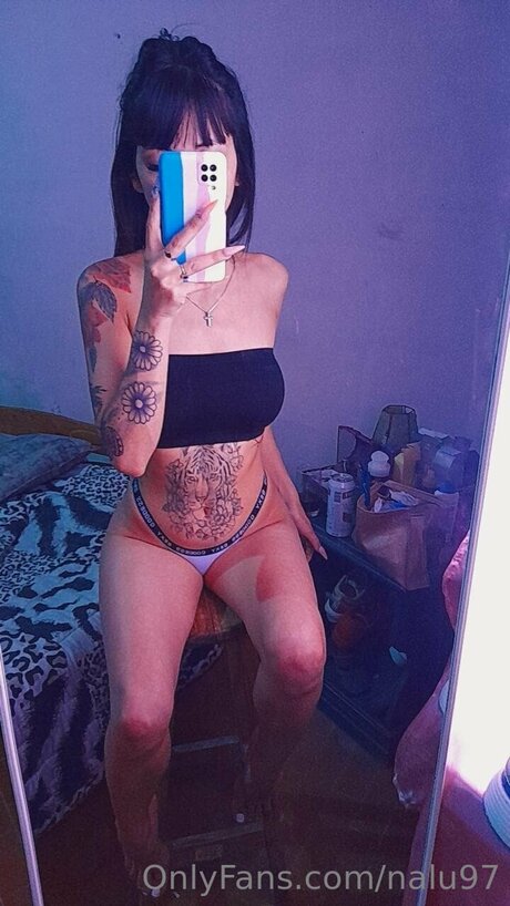 Nalu97 ポルノスター アート 写真