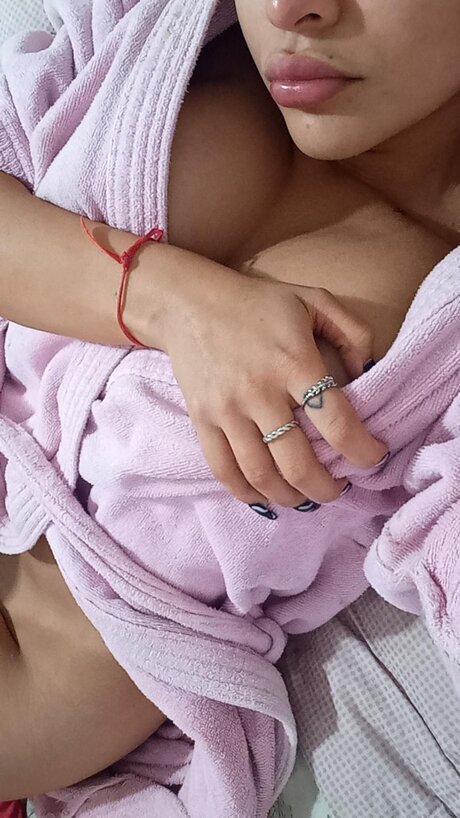 Xlassiexx エロティックなポルノスター 写真