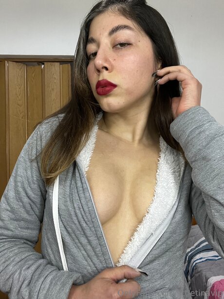 ブラックマジックオンリーファンズ 裸 画像