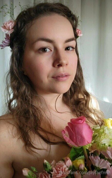 義理の妹オンリーファンズ アート裸 写真