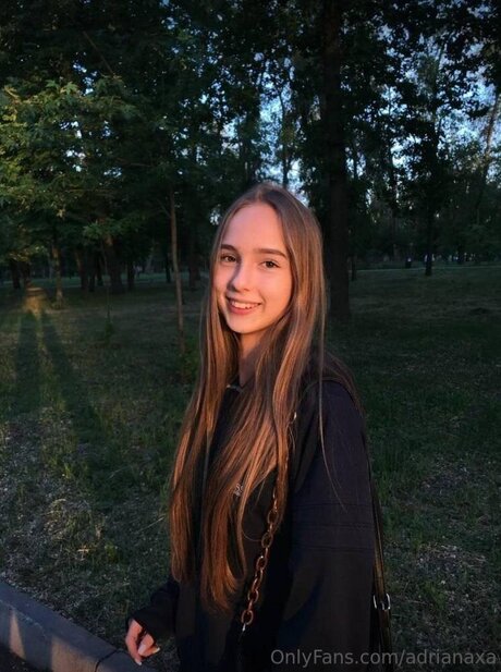 Baby Melanie ポルノモデル 写真