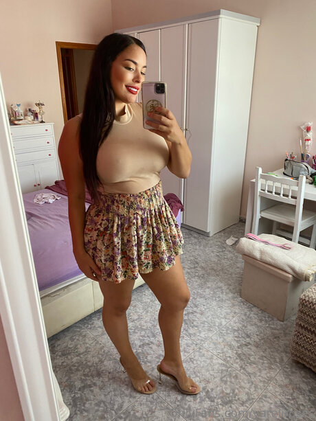 Yareliroses 無料モデル 写真