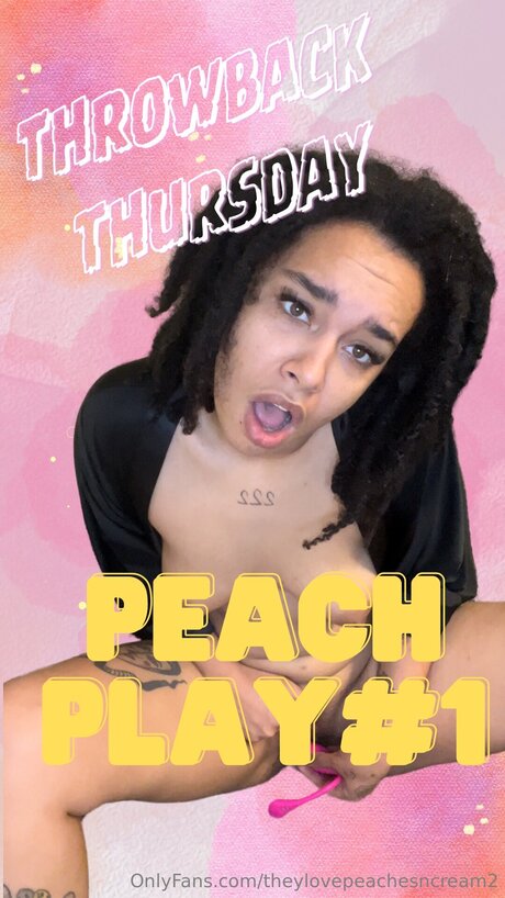 Freepeachesncream ホットなポルノスター 画像