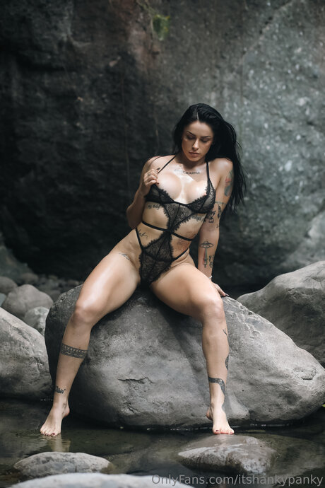 ベラルーシのファンのみ セクシーヌード 写真