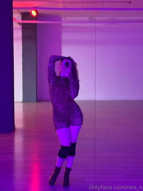 Mrs N ヌードモデル ギャラリー