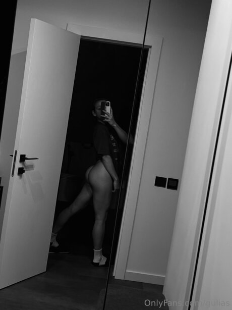 Gulias 無料女優 写真