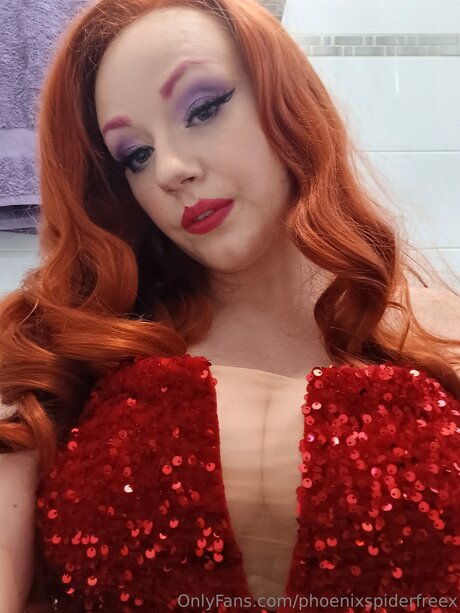 義母オンリーファンズ セクシー 写真