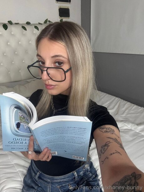 Rubiasophiee ポルノモデル ギャラリー