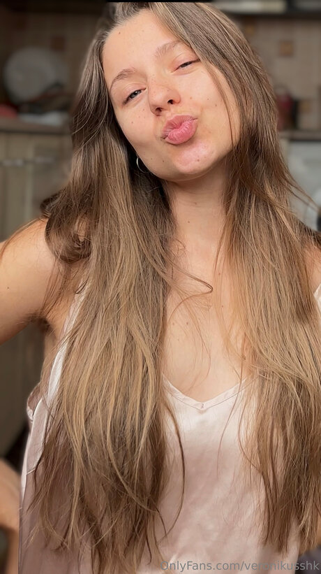 Veronikusshk 可愛いモデル 写真