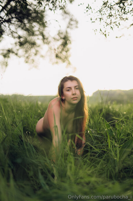 シャワーのみファン ホットヌード 画像