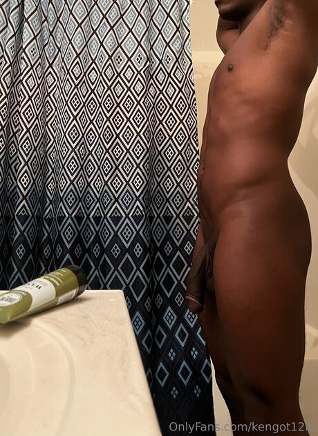 Kengot12in ヌードのポルノスター 写真